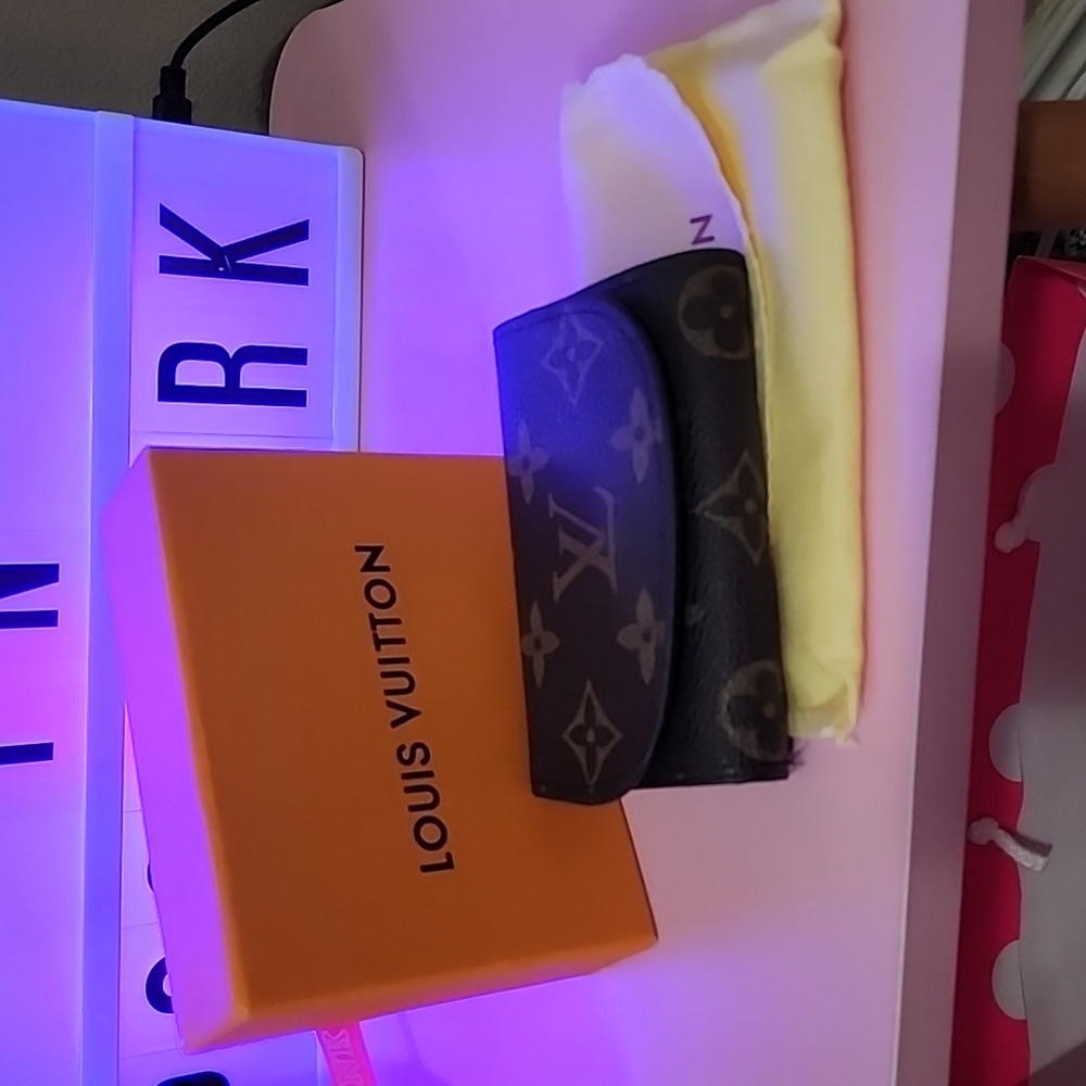 Card holder